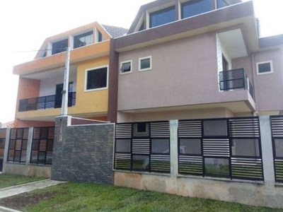 Casa com 3 quartos à venda na Rua Márcio Ubaldino, 22, Centro, Araucária, 170 m2 por R$ 990.000