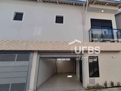 Casa com 3 quartos à venda no bairro Jardim Atlântico, 155m²