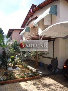 Casa com 3 quartos à venda no bairro Planalto, 250m²