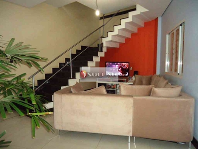 Casa com 4 quartos à venda no bairro Planalto, 350m²