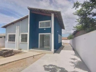 Casa Diferenciada Em Itaipuaçu Com Piscina !!! Com localização próximo ao comércio, colégios, posto de saúde, acesso a RJ 106 e praia em menos de 10