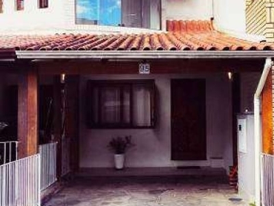 Casa em Condomínio 03 dorms em Ipanema