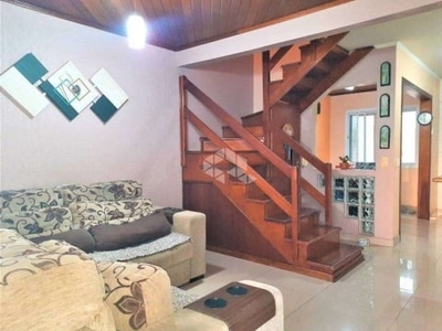 Casa em condomínio, 3 dormitórios, pátio, 2 vagas, bairro Rio Branco, Canoas