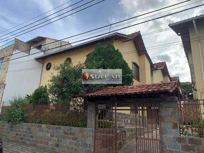 Casa em Condomínio com 3 quartos à venda no bairro Vila Clóris, 97m²