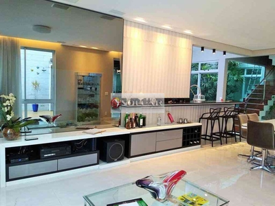 Casa em Condomínio com 4 quartos à venda no bairro Planalto, 213m²