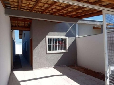 Casa para Venda em Taubaté, Residencial Estoril, 2 dormitórios, 1 suíte, 2 banheiros, 2 vagas
