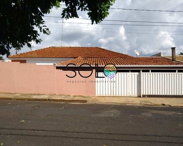 CASA RESIDENCIAL em ARARAQUARA - SP, CENTRO