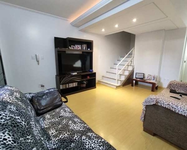 Sobrado localizado no bairro Treviso, área privativa de 122 m², com 02 (dois) dormitórios