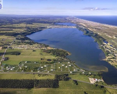 Terreno em Condomínio para Venda em Lagoa dos Esteves Balneário Rincão-SC - 1576