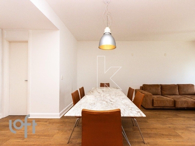 Apartamento à venda em Itaim Bibi com 117 m², 2 quartos, 2 suítes, 2 vagas