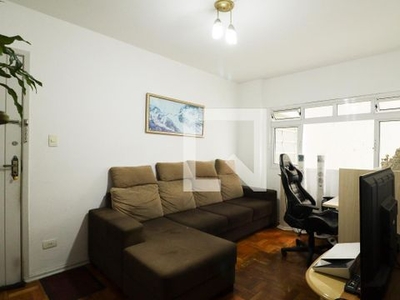 APARTAMENTO no 3º andar mobiliado com 2 dormitórios