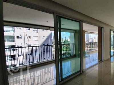 Apartamento à venda em Campo Belo com 223 m², 3 quartos, 3 suítes, 4 vagas