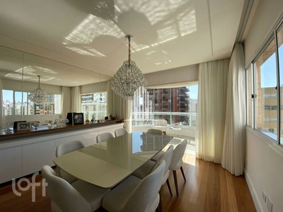 Apartamento à venda em Itaim Bibi com 126 m², 2 quartos, 2 suítes, 3 vagas