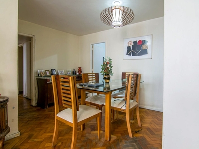 Apartamento à venda em Laranjeiras com 116 m², 3 quartos, 1 suíte