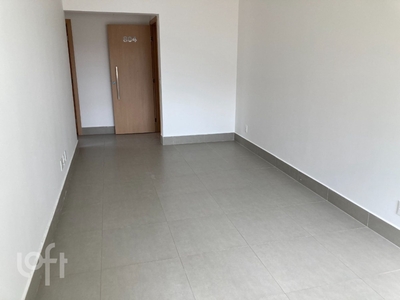 Apartamento à venda em Lourdes com 71 m², 2 quartos, 2 suítes, 2 vagas