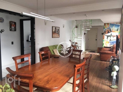 Apartamento à venda em Paraíso com 202 m², 2 quartos, 1 vaga