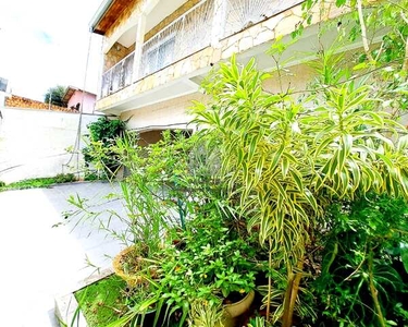 Casa a venda região do parque Ecológico em Campinas, ampla ensolarada, com elevador, jardi