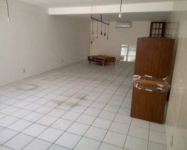 Sala comercial com 47,70m2 no Itaigara