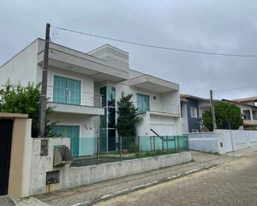 SOBRADO À VENDA COM 5 DORMITÓRIOS, SENDO 1 SUÍTE, 282m², R$1.800.000,00, BAIRRO CENTRO, B