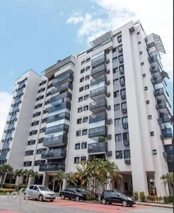 Apartamento à venda em Barra da Tijuca com 128 m², 3 quartos, 2 vagas