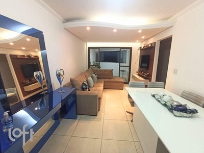 Apartamento à venda em Itapoã com 0 m², 3 quartos, 1 suíte, 2 vagas