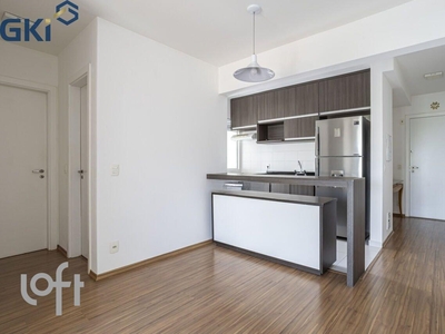 Apartamento à venda em Lapa com 60 m², 2 quartos, 1 suíte, 2 vagas