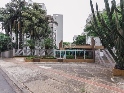 Apartamento em Cláudia, Londrina/PR de 70m² 3 quartos à venda por R$ 339.000,00
