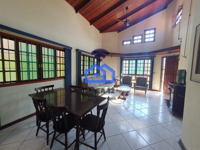 Casa em Jardim Britânia, Caraguatatuba/SP de 150m² 4 quartos à venda por R$ 779.000,00