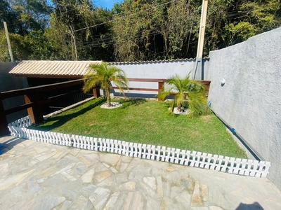 Chácara em Jardim Camargo (Canguera), São Roque/SP de 200m² 3 quartos à venda por R$ 349.000,00