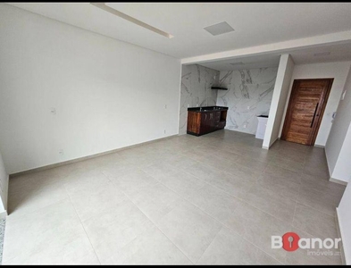 Apartamento no Bairro Velha em Blumenau com 2 Dormitórios (1 suíte) e 75 m²