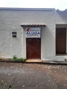 Casa para aluguel possui 70 metros quadrados com 2 quartos