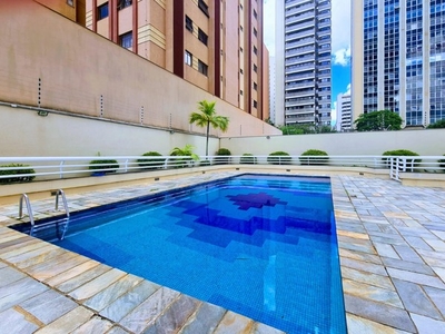 Apartamento a venda com 404 metros úteis com 4 suítes 3 garagens Centro Londrina-Pr aceit