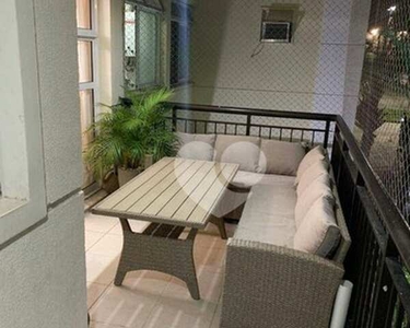 Apartamento com 2 dormitórios à venda, 72 m² por R$ 570.000,00 - Barra da Tijuca - Rio de