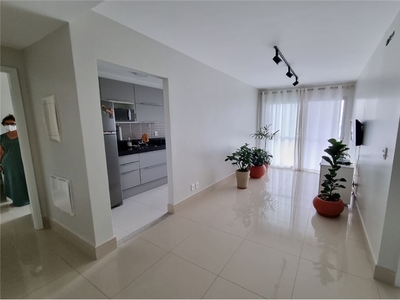 Apartamento em Barra da Tijuca, Rio de Janeiro/RJ de 77m² 2 quartos à venda por R$ 696.000,00