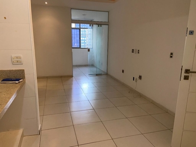 Apartamento em Icaraí, Niterói/RJ de 56m² 2 quartos à venda por R$ 379.000,00