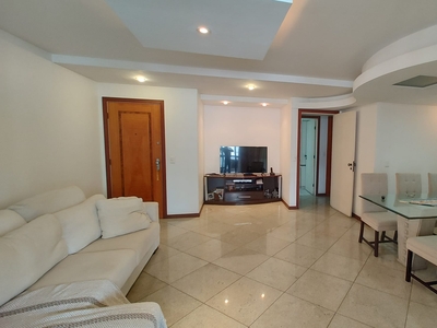 Apartamento em Praia do Canto, Vitória/ES de 145m² 4 quartos à venda por R$ 1.699.000,00
