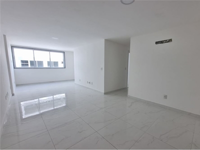 Apartamento em Recreio dos Bandeirantes, Rio de Janeiro/RJ de 86m² para locação R$ 2.130,00/mes