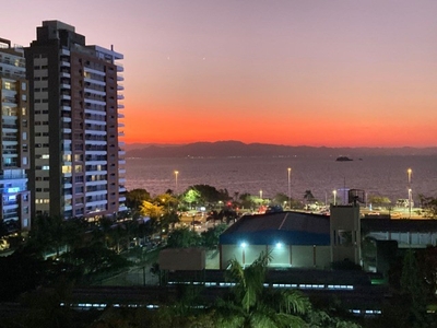 Apartamento na Agronômica com 3 dormitórios (suíte) - Florianópolis