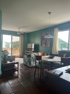 Apartamento para venda tem 120 metros quadrados com 3 quartos em Pitangueiras - Guarujá -