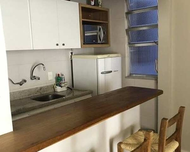 Apartamento para venda tem 50 metros quadrados com 1 quarto em Copacabana - Rio de Janeiro