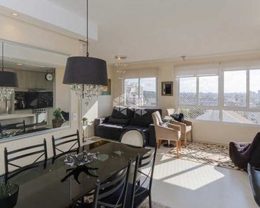 Apartamento para venda tem 70 metros quadrados com 3 quartos em Passo da Areia - Porto Ale