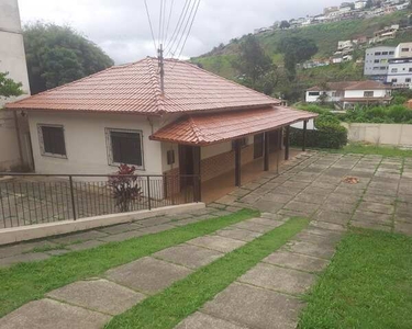 Casa 2 quartos em terreno de 990 m² Santos Dumont/São Pedro