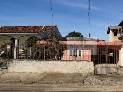 Casa à venda no bairro Barreiros - São José/SC