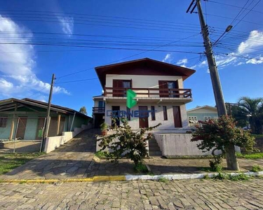 Casa com 10 Dormitorio(s) localizado(a) no bairro Primeiro de Maio em Farroupilha / RIO