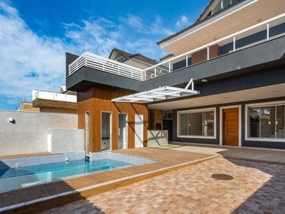 Casa em Barra da Tijuca, Rio de Janeiro/RJ de 380m² 5 quartos à venda por R$ 2.599.000,00