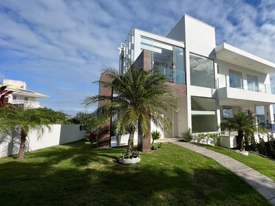 Casa em Centro, Bombinhas/SC de 350m² 4 quartos à venda por R$ 4.189.000,00