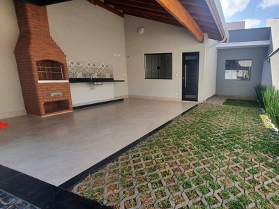 Casa em Jardim Astúrias II, Piracicaba/SP de 123m² 3 quartos à venda por R$ 649.000,00