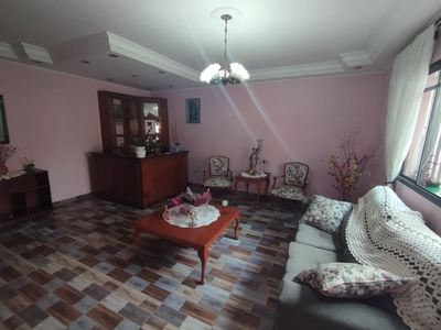 Casa em Jardim Haydee, Mauá/SP de 300m² 3 quartos à venda por R$ 689.000,00