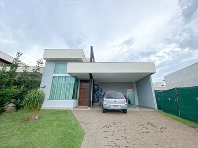 Casa em Jardim Montecatini, Londrina/PR de 170m² 3 quartos à venda por R$ 1.180.000,00 ou para locação R$ 4.500,00/mes