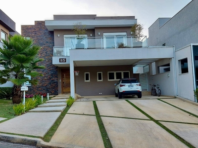 Casa em Moinho Velho, Cotia/SP de 345m² 4 quartos à venda por R$ 2.699.000,00